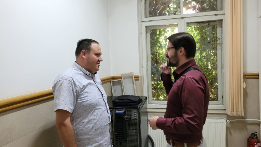 Nikola Panić sa advokatom (foto: Niška inicijativa)
