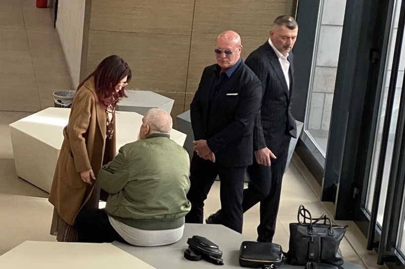 Advokatica Dobričanin sa Radonjićem, Romićem i Kurakom (foto: ANEM / Veran Matić)